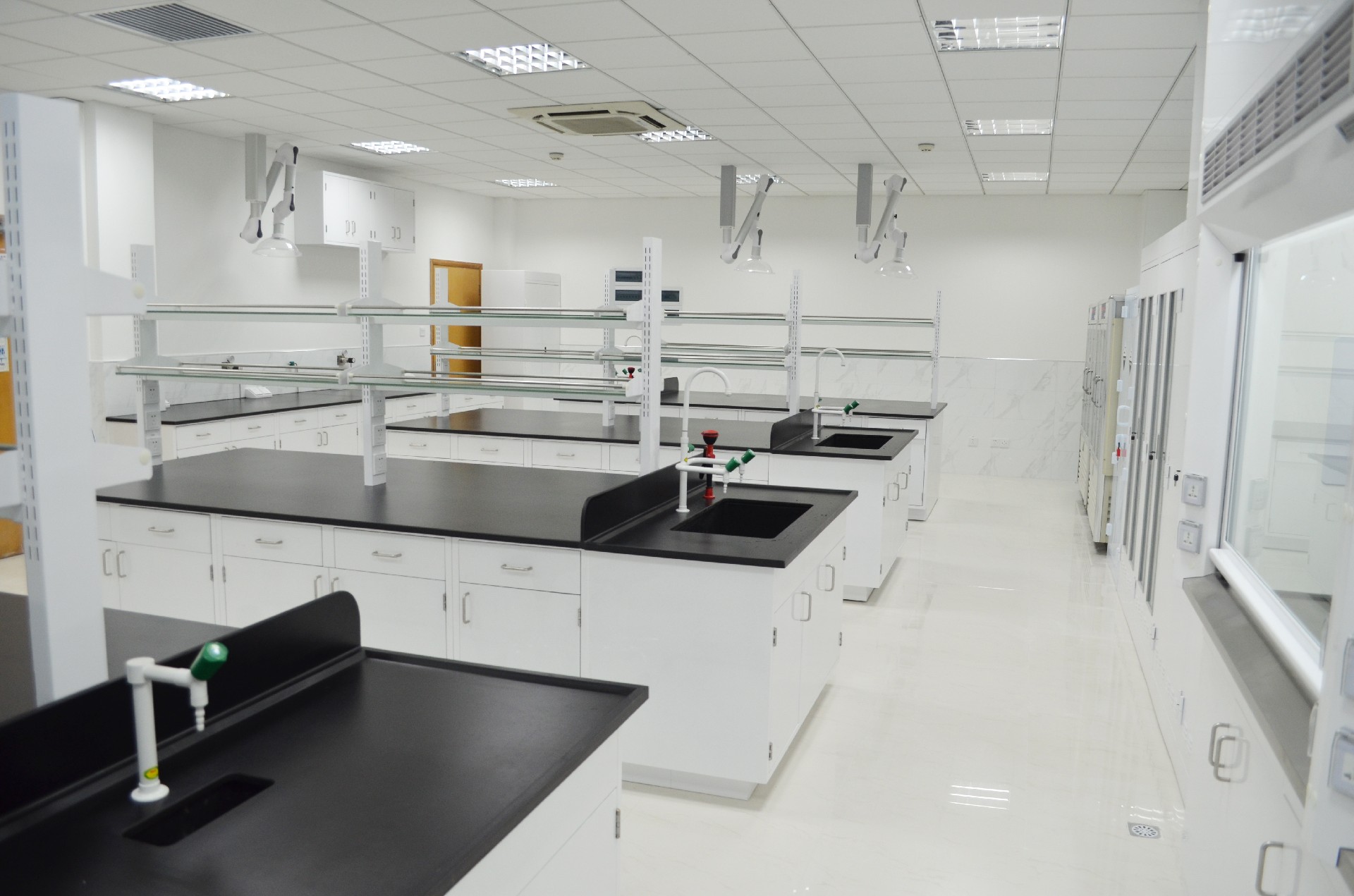 上海交通大学2 (1).JPG